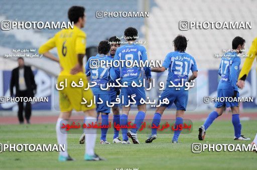 1174459, لیگ برتر فوتبال ایران، Persian Gulf Cup، Week 23، Second Leg، 2011/02/18، Tehran، Azadi Stadium، Esteghlal 3 - ۱ Naft Tehran
