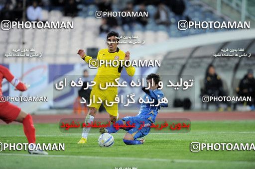 1174483, Tehran, [*parameter:4*], لیگ برتر فوتبال ایران، Persian Gulf Cup، Week 23، Second Leg، Esteghlal 3 v 1 Naft Tehran on 2011/02/18 at Azadi Stadium