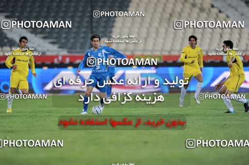 1174439, Tehran, [*parameter:4*], لیگ برتر فوتبال ایران، Persian Gulf Cup، Week 23، Second Leg، Esteghlal 3 v 1 Naft Tehran on 2011/02/18 at Azadi Stadium