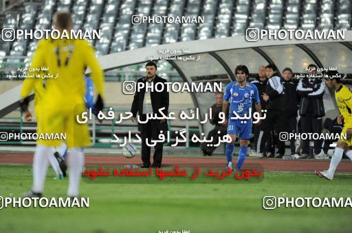 1174455, لیگ برتر فوتبال ایران، Persian Gulf Cup، Week 23، Second Leg، 2011/02/18، Tehran، Azadi Stadium، Esteghlal 3 - ۱ Naft Tehran