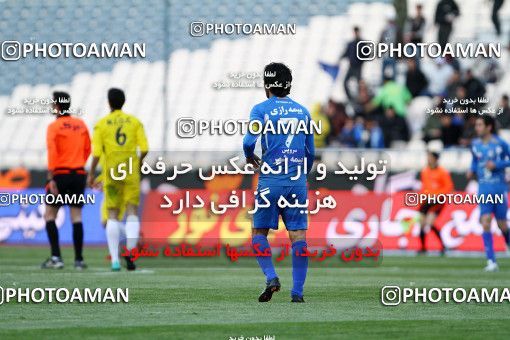 1174570, Tehran, [*parameter:4*], لیگ برتر فوتبال ایران، Persian Gulf Cup، Week 23، Second Leg، Esteghlal 3 v 1 Naft Tehran on 2011/02/18 at Azadi Stadium