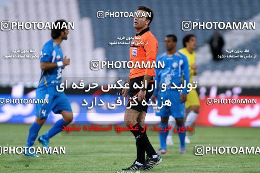 1174578, Tehran, [*parameter:4*], لیگ برتر فوتبال ایران، Persian Gulf Cup، Week 23، Second Leg، Esteghlal 3 v 1 Naft Tehran on 2011/02/18 at Azadi Stadium
