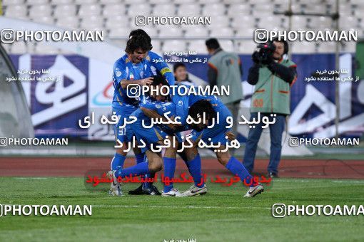 1174580, Tehran, [*parameter:4*], لیگ برتر فوتبال ایران، Persian Gulf Cup، Week 23، Second Leg، Esteghlal 3 v 1 Naft Tehran on 2011/02/18 at Azadi Stadium