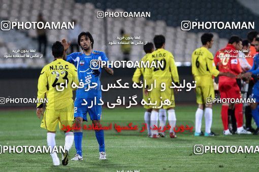 1174597, Tehran, [*parameter:4*], لیگ برتر فوتبال ایران، Persian Gulf Cup، Week 23، Second Leg، Esteghlal 3 v 1 Naft Tehran on 2011/02/18 at Azadi Stadium