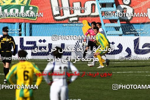 1175832, Tehran, [*parameter:4*], لیگ برتر فوتبال ایران، Persian Gulf Cup، Week 23، Second Leg، Rah Ahan 0 v 0 Saipa on 2011/02/18 at Ekbatan Stadium