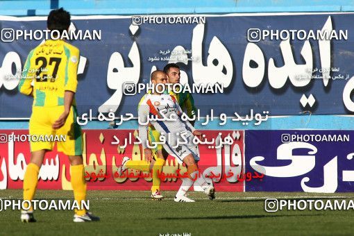 1175826, Tehran, [*parameter:4*], لیگ برتر فوتبال ایران، Persian Gulf Cup، Week 23، Second Leg، Rah Ahan 0 v 0 Saipa on 2011/02/18 at Ekbatan Stadium