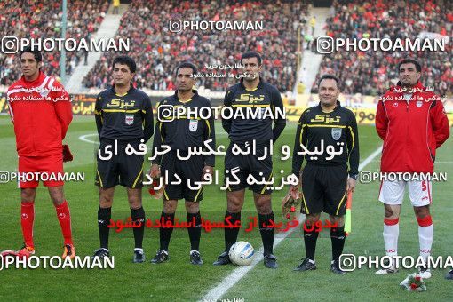 1176930, Tehran, Iran, لیگ برتر فوتبال ایران، Persian Gulf Cup، Week 24، Second Leg، Persepolis 3 v 1 Foulad Khouzestan on 2011/02/25 at Azadi Stadium