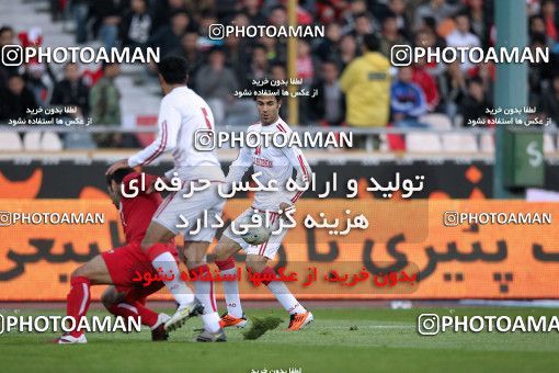 1176944, Tehran, Iran, لیگ برتر فوتبال ایران، Persian Gulf Cup، Week 24، Second Leg، Persepolis 3 v 1 Foulad Khouzestan on 2011/02/25 at Azadi Stadium