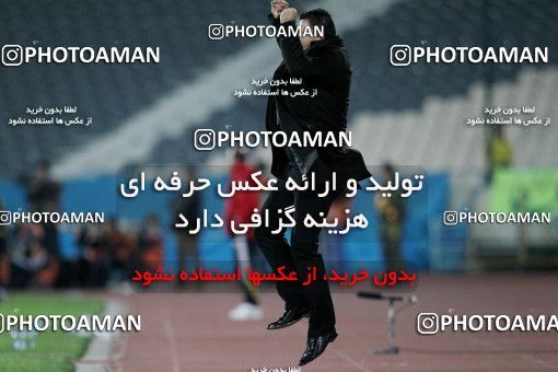 1176923, Tehran, Iran, لیگ برتر فوتبال ایران، Persian Gulf Cup، Week 24، Second Leg، Persepolis 3 v 1 Foulad Khouzestan on 2011/02/25 at Azadi Stadium