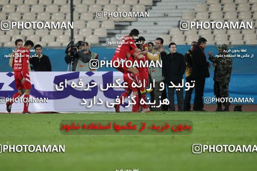 1176939, Tehran, Iran, لیگ برتر فوتبال ایران، Persian Gulf Cup، Week 24، Second Leg، Persepolis 3 v 1 Foulad Khouzestan on 2011/02/25 at Azadi Stadium