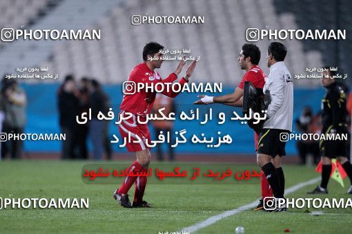 1177050, Tehran, Iran, لیگ برتر فوتبال ایران، Persian Gulf Cup، Week 24، Second Leg، Persepolis 3 v 1 Foulad Khouzestan on 2011/02/25 at Azadi Stadium