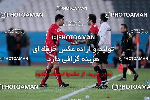 1177024, Tehran, Iran, لیگ برتر فوتبال ایران، Persian Gulf Cup، Week 24، Second Leg، Persepolis 3 v 1 Foulad Khouzestan on 2011/02/25 at Azadi Stadium