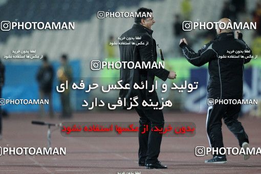 1177036, Tehran, Iran, لیگ برتر فوتبال ایران، Persian Gulf Cup، Week 24، Second Leg، Persepolis 3 v 1 Foulad Khouzestan on 2011/02/25 at Azadi Stadium