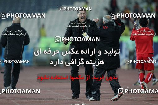 1177125, Tehran, Iran, لیگ برتر فوتبال ایران، Persian Gulf Cup، Week 24، Second Leg، Persepolis 3 v 1 Foulad Khouzestan on 2011/02/25 at Azadi Stadium