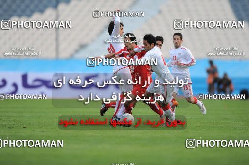 1175999, Tehran, Iran, لیگ برتر فوتبال ایران، Persian Gulf Cup، Week 24، Second Leg، Persepolis 3 v 1 Foulad Khouzestan on 2011/02/25 at Azadi Stadium