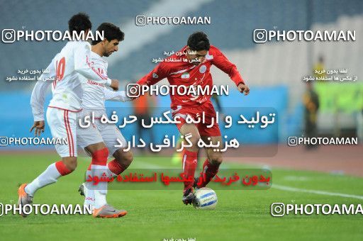 1176095, Tehran, Iran, لیگ برتر فوتبال ایران، Persian Gulf Cup، Week 24، Second Leg، Persepolis 3 v 1 Foulad Khouzestan on 2011/02/25 at Azadi Stadium