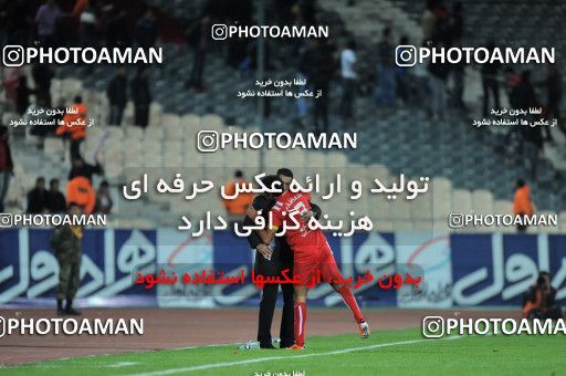 1176086, Tehran, Iran, لیگ برتر فوتبال ایران، Persian Gulf Cup، Week 24، Second Leg، Persepolis 3 v 1 Foulad Khouzestan on 2011/02/25 at Azadi Stadium