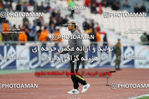 1176534, Tehran, Iran, لیگ برتر فوتبال ایران، Persian Gulf Cup، Week 24، Second Leg، Persepolis 3 v 1 Foulad Khouzestan on 2011/02/25 at Azadi Stadium