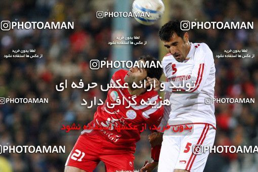 1176510, Tehran, Iran, لیگ برتر فوتبال ایران، Persian Gulf Cup، Week 24، Second Leg، Persepolis 3 v 1 Foulad Khouzestan on 2011/02/25 at Azadi Stadium
