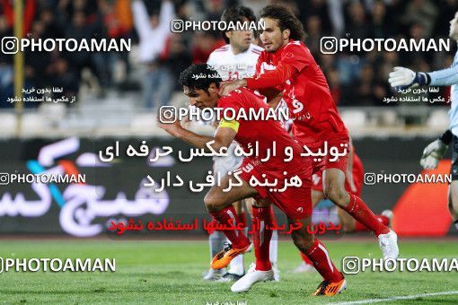 1176486, Tehran, Iran, لیگ برتر فوتبال ایران، Persian Gulf Cup، Week 24، Second Leg، Persepolis 3 v 1 Foulad Khouzestan on 2011/02/25 at Azadi Stadium