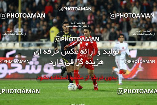 1176443, Tehran, Iran, لیگ برتر فوتبال ایران، Persian Gulf Cup، Week 24، Second Leg، Persepolis 3 v 1 Foulad Khouzestan on 2011/02/25 at Azadi Stadium