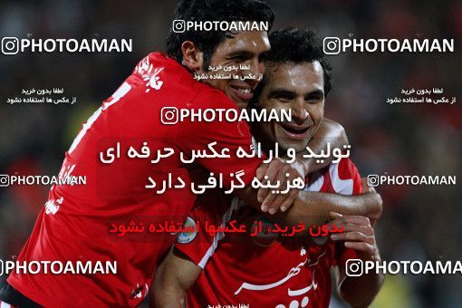 1176516, Tehran, Iran, Iran Pro League، Persian Gulf Cup، 2010-11 season، Second Leg، Week 24، Persepolis 3 v ۱ Foulad Khouzestan on 2011/02/25 at Azadi Stadium