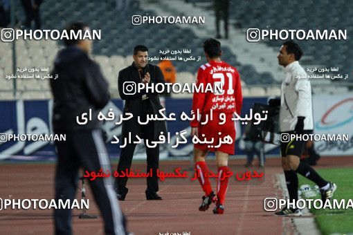 1176466, Tehran, Iran, لیگ برتر فوتبال ایران، Persian Gulf Cup، Week 24، Second Leg، Persepolis 3 v 1 Foulad Khouzestan on 2011/02/25 at Azadi Stadium