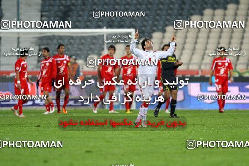 1176446, Tehran, Iran, لیگ برتر فوتبال ایران، Persian Gulf Cup، Week 24، Second Leg، Persepolis 3 v 1 Foulad Khouzestan on 2011/02/25 at Azadi Stadium