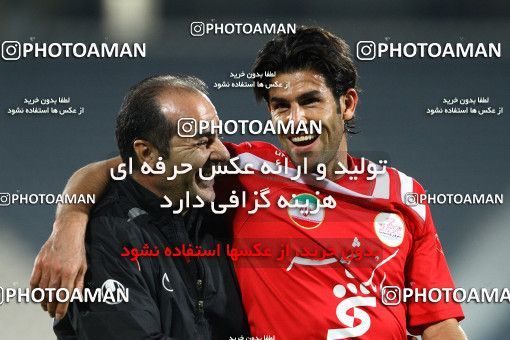 1176567, Tehran, Iran, لیگ برتر فوتبال ایران، Persian Gulf Cup، Week 24، Second Leg، Persepolis 3 v 1 Foulad Khouzestan on 2011/02/25 at Azadi Stadium