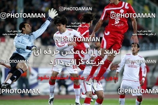 1175976, Tehran, Iran, لیگ برتر فوتبال ایران، Persian Gulf Cup، Week 24، Second Leg، Persepolis 3 v 1 Foulad Khouzestan on 2011/02/25 at Azadi Stadium