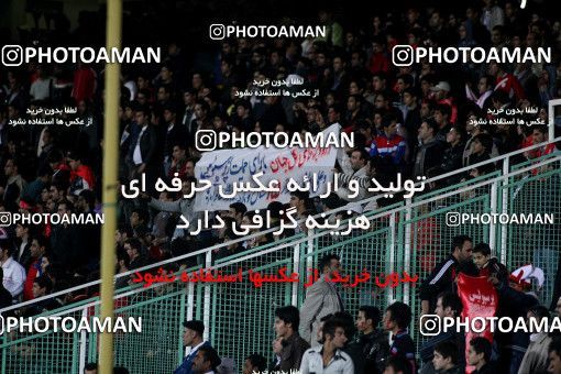 1175960, Tehran, Iran, لیگ برتر فوتبال ایران، Persian Gulf Cup، Week 24، Second Leg، Persepolis 3 v 1 Foulad Khouzestan on 2011/02/25 at Azadi Stadium