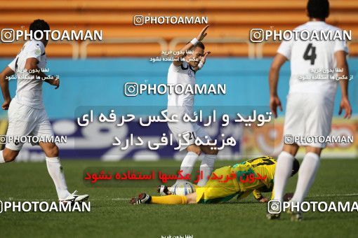 1176851, Tehran, Iran, لیگ برتر فوتبال ایران، Persian Gulf Cup، Week 24، Second Leg، Rah Ahan 1 v 1 Shahin Boushehr on 2011/02/25 at Ekbatan Stadium