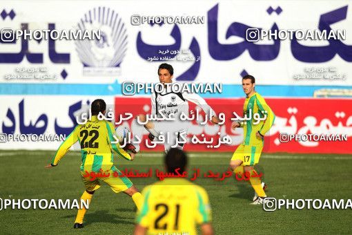 1176751, Tehran, Iran, لیگ برتر فوتبال ایران، Persian Gulf Cup، Week 24، Second Leg، Rah Ahan 1 v 1 Shahin Boushehr on 2011/02/25 at Ekbatan Stadium