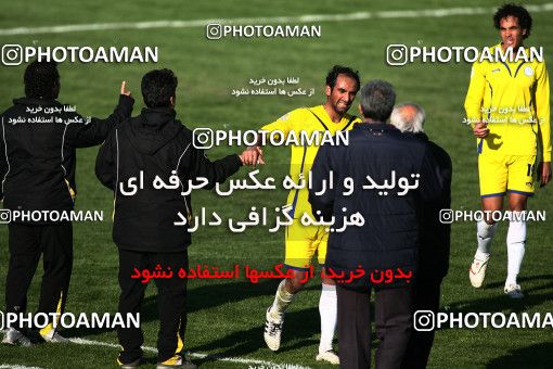 1179464, Tehran, [*parameter:4*], لیگ برتر فوتبال ایران، Persian Gulf Cup، Week 25، Second Leg، Naft Tehran 4 v 1 Paykan on 2011/03/05 at Shahid Dastgerdi Stadium