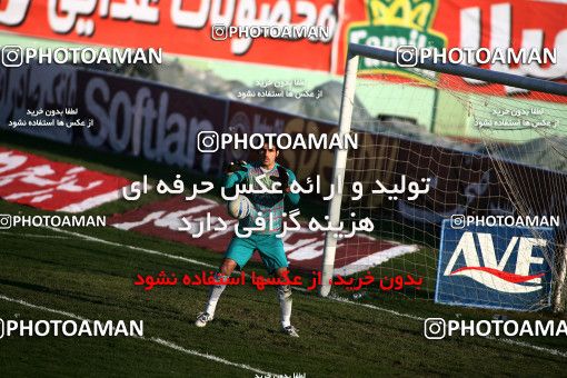 1179424, Tehran, [*parameter:4*], لیگ برتر فوتبال ایران، Persian Gulf Cup، Week 25، Second Leg، Naft Tehran 4 v 1 Paykan on 2011/03/05 at Shahid Dastgerdi Stadium