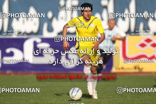 1180026, Tehran, [*parameter:4*], لیگ برتر فوتبال ایران، Persian Gulf Cup، Week 25، Second Leg، Naft Tehran 4 v 1 Paykan on 2011/03/05 at Shahid Dastgerdi Stadium