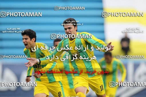 1180499, Tehran, [*parameter:4*], لیگ برتر فوتبال ایران، Persian Gulf Cup، Week 26، Second Leg، Rah Ahan 2 v 2 Zob Ahan Esfahan on 2011/03/10 at Ekbatan Stadium