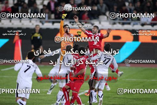 1181036, Tehran, Iran, لیگ برتر فوتبال ایران، Persian Gulf Cup، Week 26، Second Leg، Persepolis 0 v 0 Shahrdari Tabriz on 2011/03/11 at Azadi Stadium