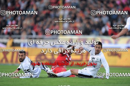 1180970, Tehran, Iran, لیگ برتر فوتبال ایران، Persian Gulf Cup، Week 26، Second Leg، Persepolis 0 v 0 Shahrdari Tabriz on 2011/03/11 at Azadi Stadium