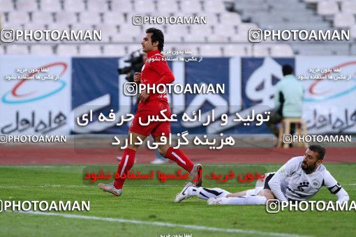 1181172, Tehran, Iran, لیگ برتر فوتبال ایران، Persian Gulf Cup، Week 26، Second Leg، Persepolis 0 v 0 Shahrdari Tabriz on 2011/03/11 at Azadi Stadium