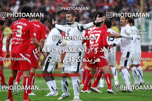 1180833, Tehran, Iran, لیگ برتر فوتبال ایران، Persian Gulf Cup، Week 26، Second Leg، Persepolis 0 v 0 Shahrdari Tabriz on 2011/03/11 at Azadi Stadium