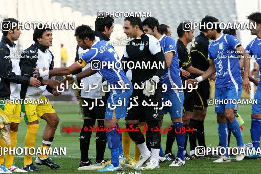 1186391, Tehran, Iran, لیگ برتر فوتبال ایران، Persian Gulf Cup، Week 30، Second Leg، Rah Ahan 1 v 0 Esteghlal on 2011/04/14 at Azadi Stadium