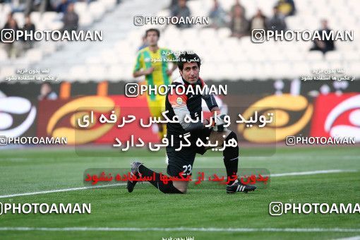 1186407, Tehran, Iran, لیگ برتر فوتبال ایران، Persian Gulf Cup، Week 30، Second Leg، Rah Ahan 1 v 0 Esteghlal on 2011/04/14 at Azadi Stadium