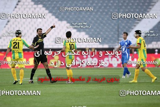 1186433, Tehran, Iran, لیگ برتر فوتبال ایران، Persian Gulf Cup، Week 30، Second Leg، Rah Ahan 1 v 0 Esteghlal on 2011/04/14 at Azadi Stadium