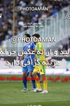 1186437, Tehran, Iran, لیگ برتر فوتبال ایران، Persian Gulf Cup، Week 30، Second Leg، Rah Ahan 1 v 0 Esteghlal on 2011/04/14 at Azadi Stadium