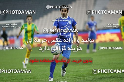 1186414, Tehran, Iran, لیگ برتر فوتبال ایران، Persian Gulf Cup، Week 30، Second Leg، Rah Ahan 1 v 0 Esteghlal on 2011/04/14 at Azadi Stadium