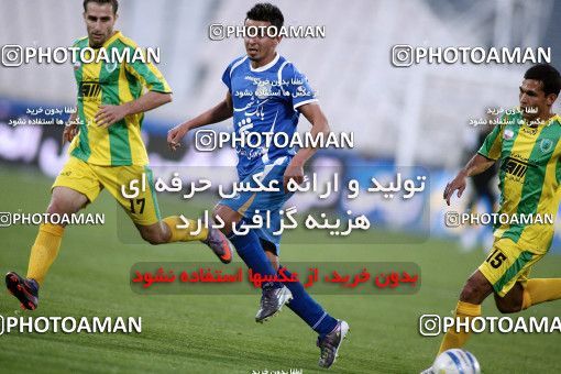 1187044, Tehran, Iran, لیگ برتر فوتبال ایران، Persian Gulf Cup، Week 30، Second Leg، Rah Ahan 1 v 0 Esteghlal on 2011/04/14 at Azadi Stadium