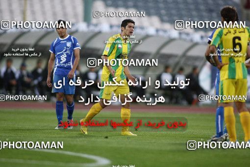 1187045, Tehran, Iran, لیگ برتر فوتبال ایران، Persian Gulf Cup، Week 30، Second Leg، Rah Ahan 1 v 0 Esteghlal on 2011/04/14 at Azadi Stadium