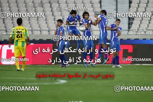 1186925, Tehran, Iran, لیگ برتر فوتبال ایران، Persian Gulf Cup، Week 30، Second Leg، Rah Ahan 1 v 0 Esteghlal on 2011/04/14 at Azadi Stadium