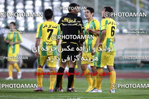1186951, Tehran, Iran, لیگ برتر فوتبال ایران، Persian Gulf Cup، Week 30، Second Leg، Rah Ahan 1 v 0 Esteghlal on 2011/04/14 at Azadi Stadium
